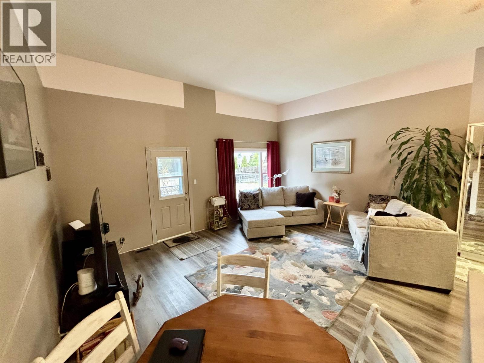 #16 863 S LAHAKAS BOULEVARD - 6