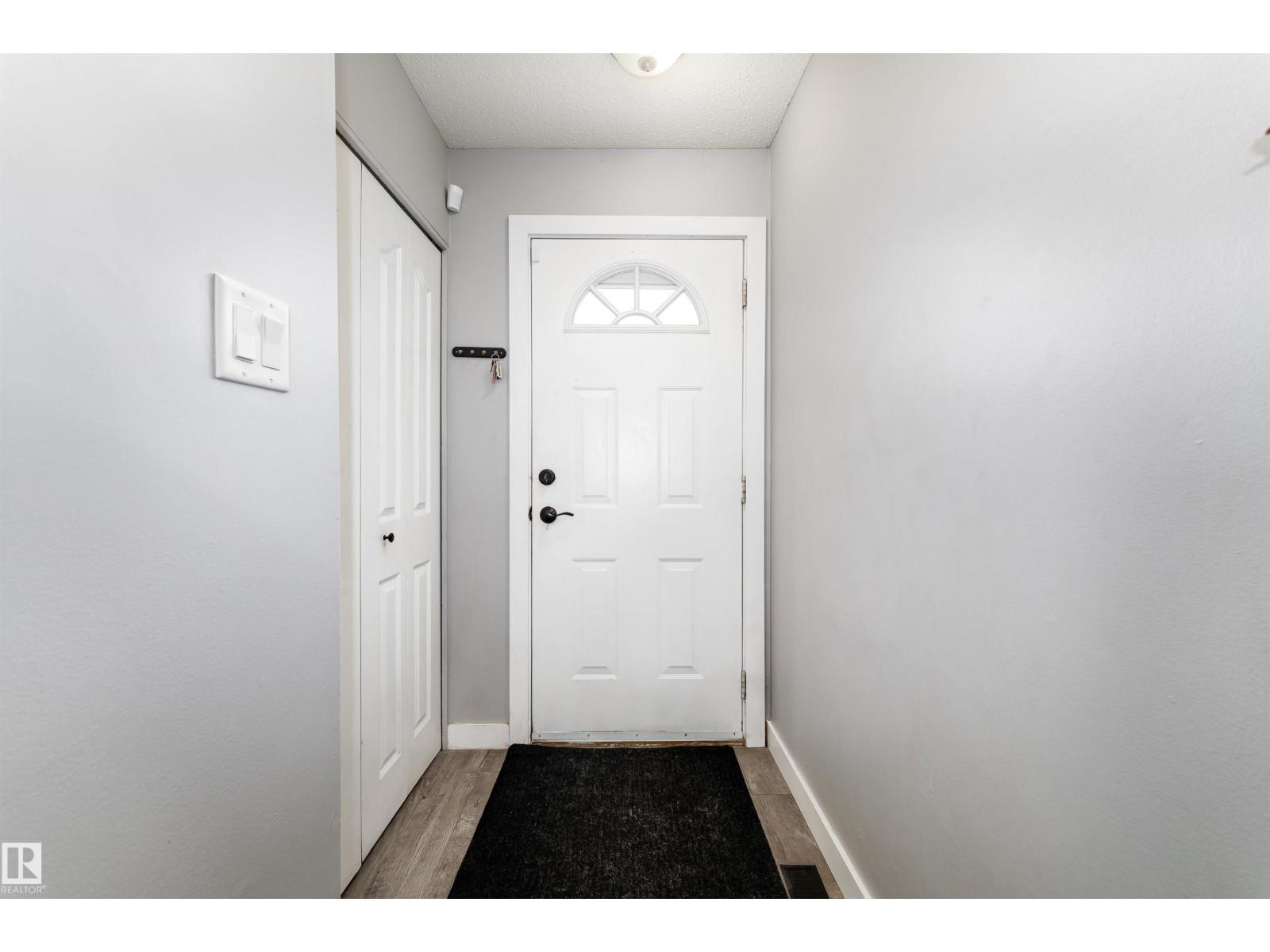 110 CENTENNIAL CO NW - 4