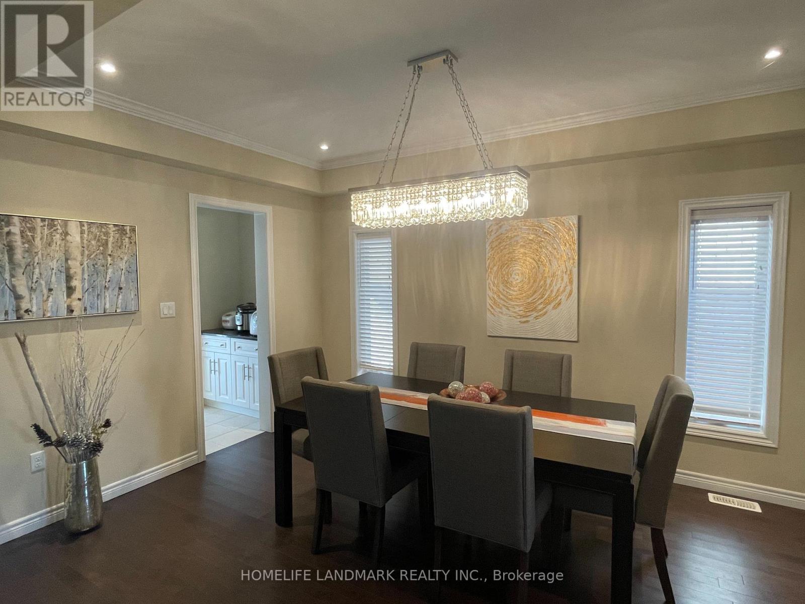 94 AMBROUS CRESCENT - 3