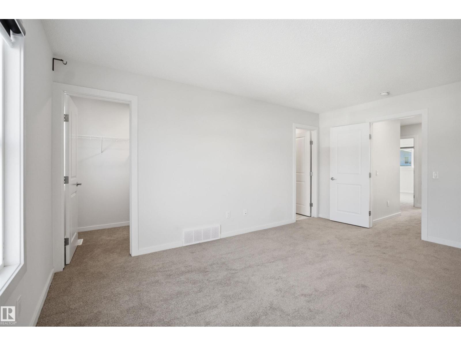 2125 MAPLE RD NW NW, Edmonton