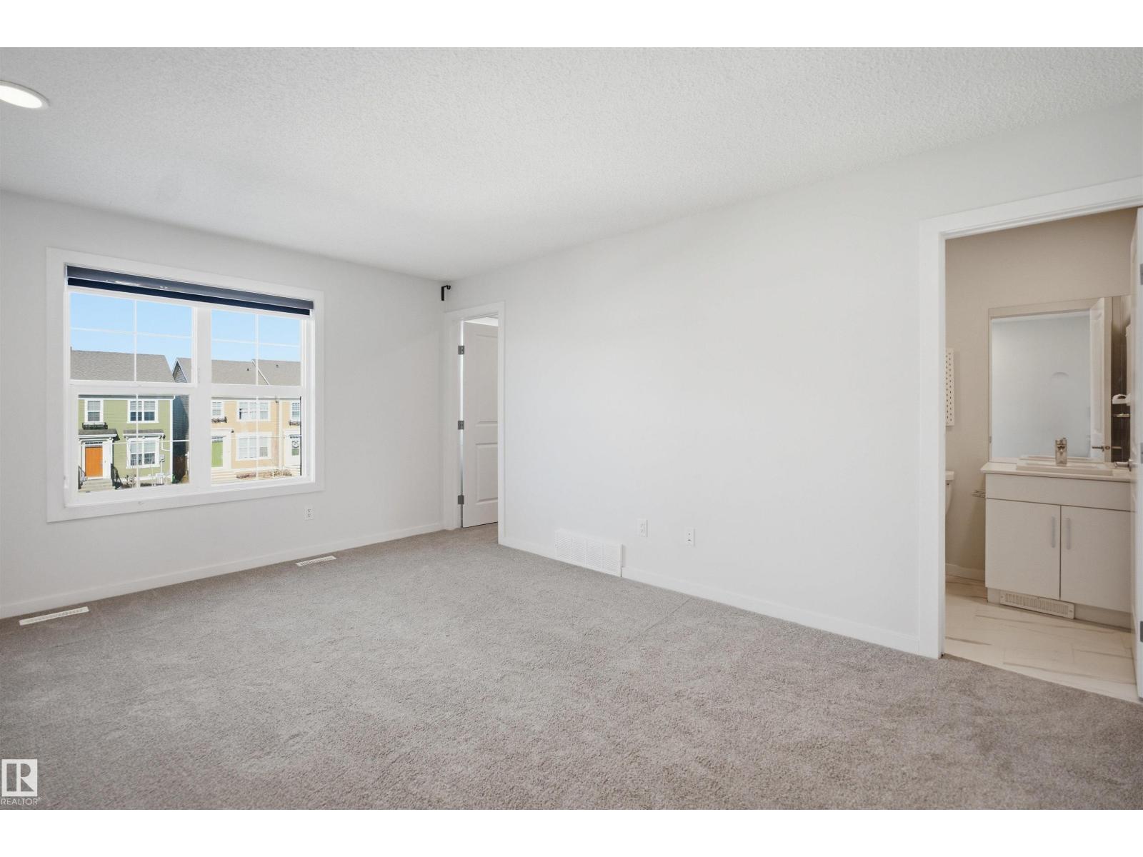 2125 MAPLE RD NW NW, Edmonton