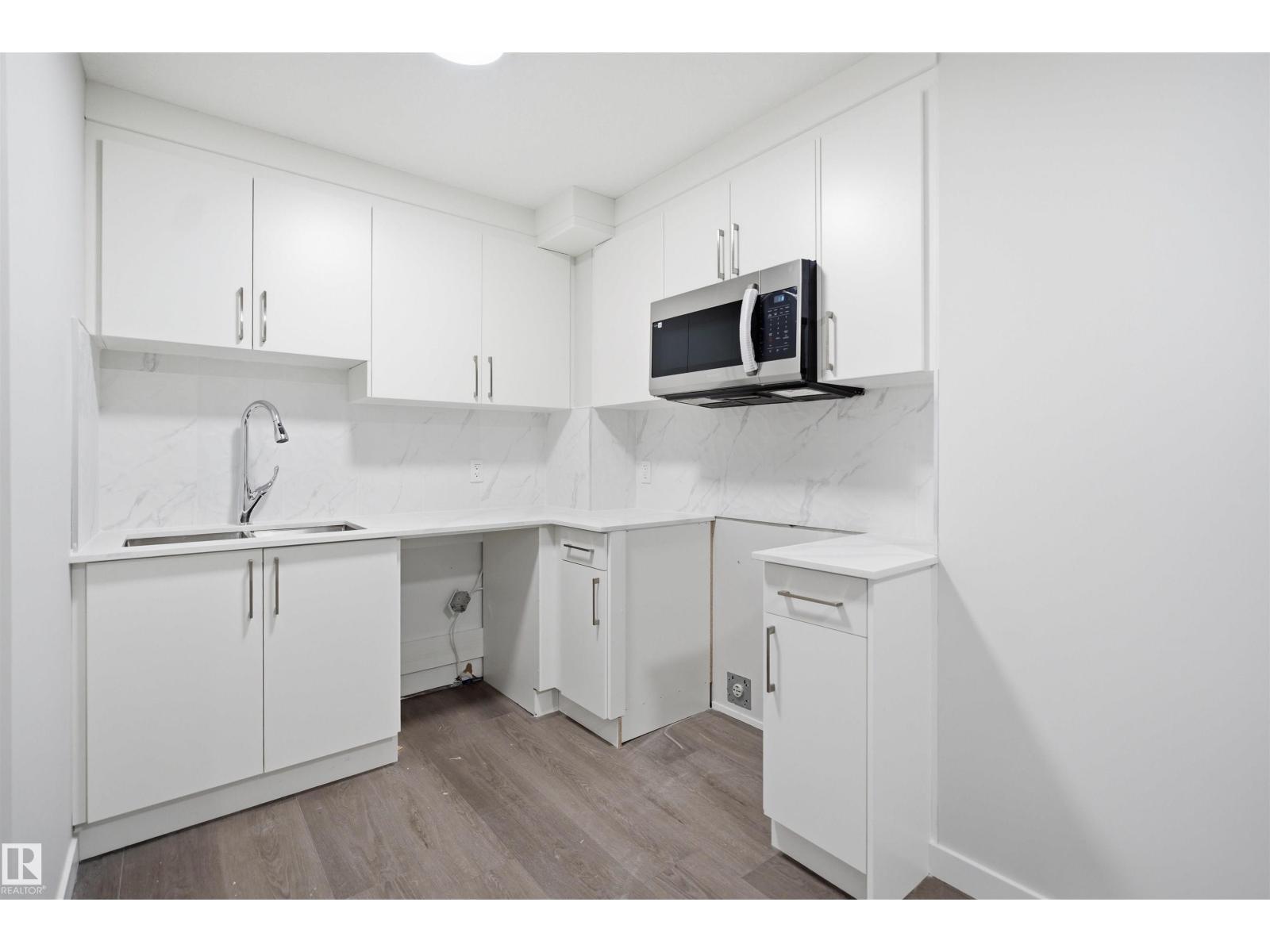 2125 MAPLE RD NW NW, Edmonton