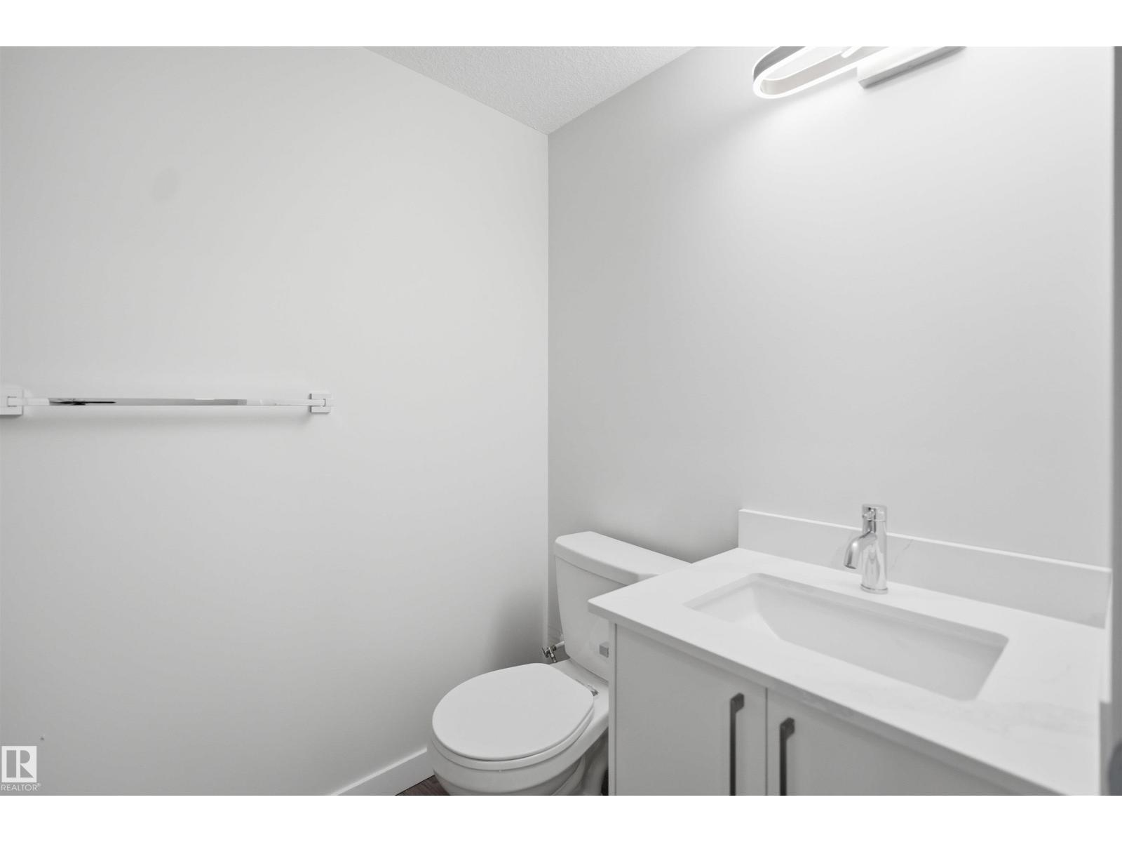 2125 MAPLE RD NW NW, Edmonton