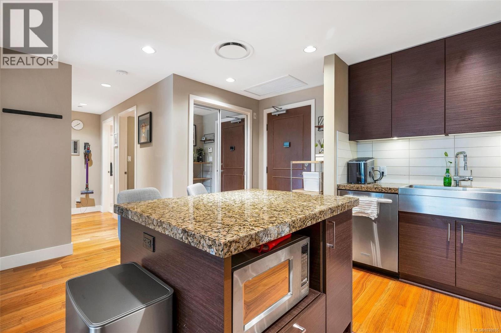 #414 1400 LYNBURNE PL - 12