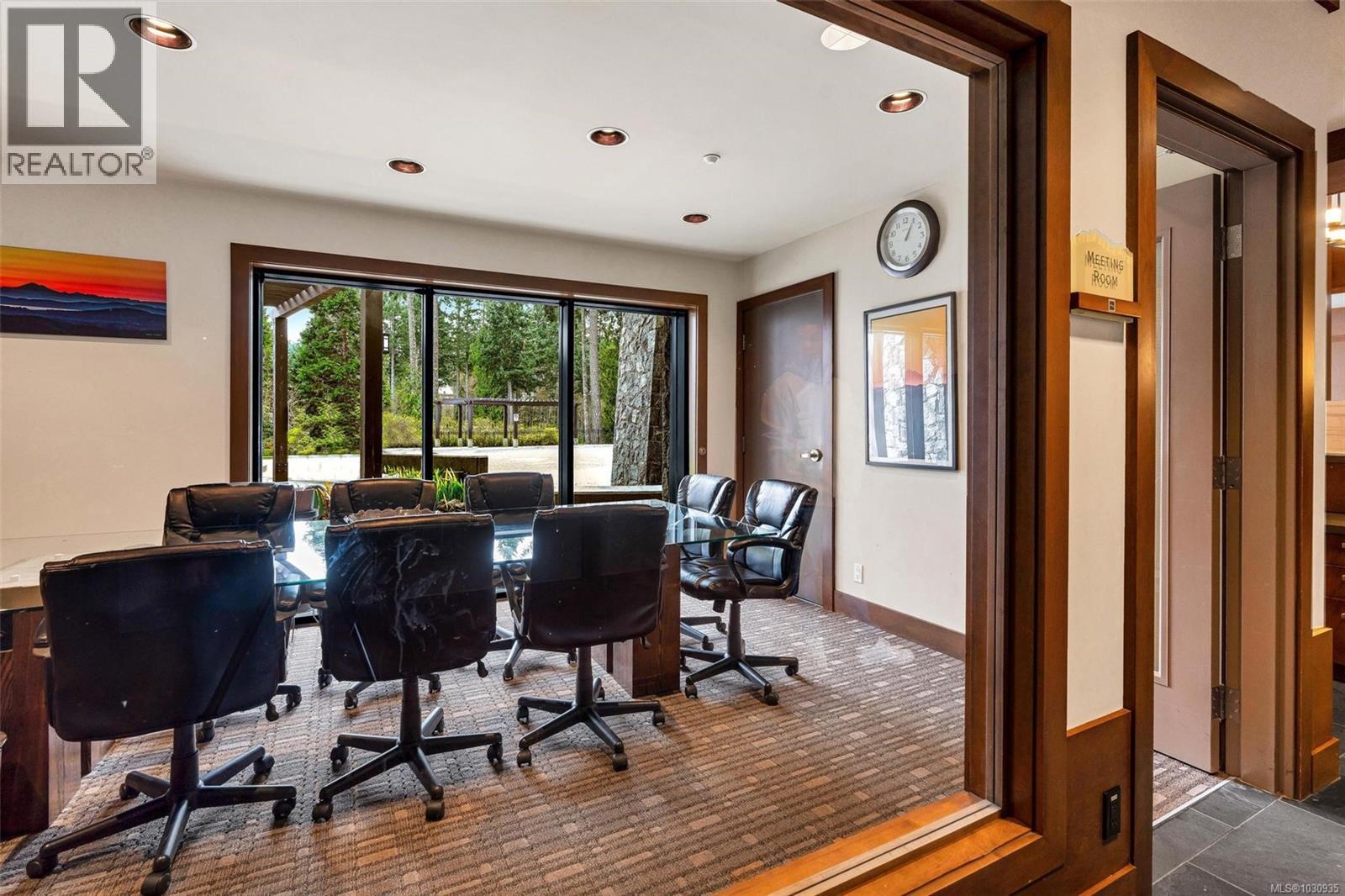 #414 1400 LYNBURNE PL - 32