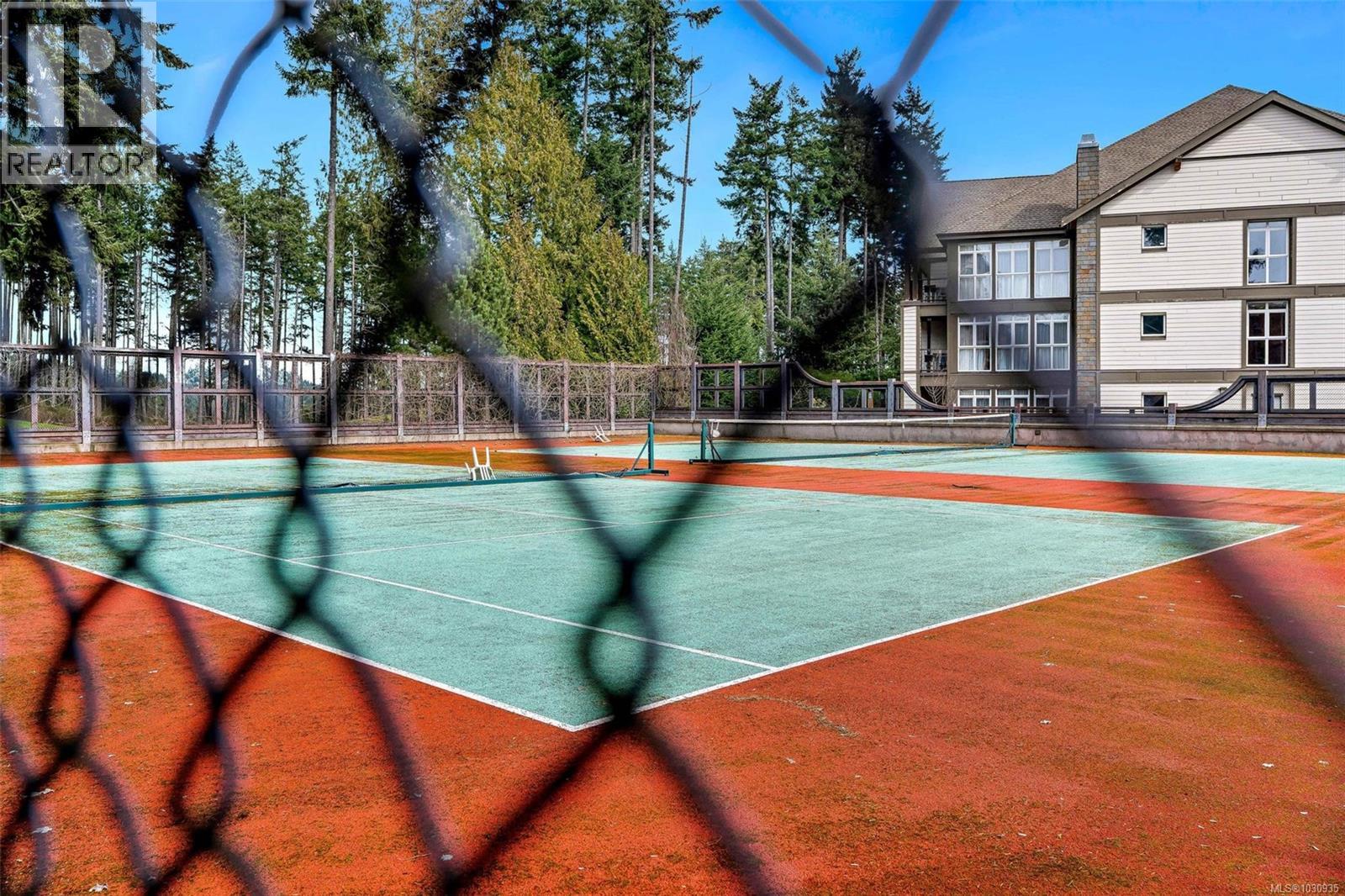 #414 1400 LYNBURNE PL - 38