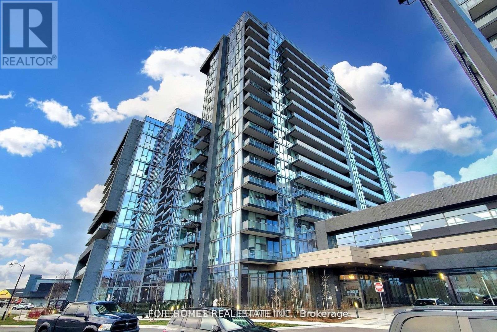 1011W - 10 GATINEAU DRIVE