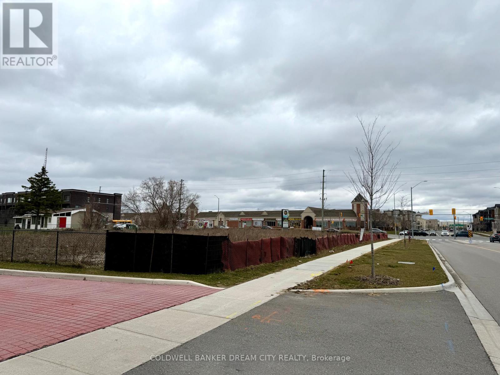 #113 95 ATTMAR DRIVE - 25