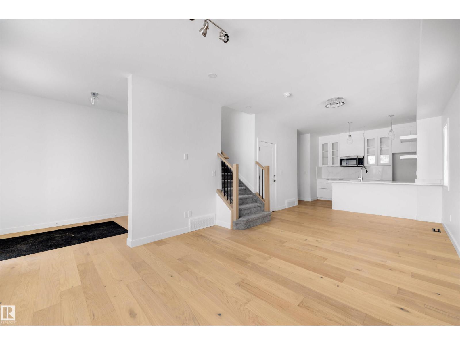 7927 112S AV NW, Edmonton