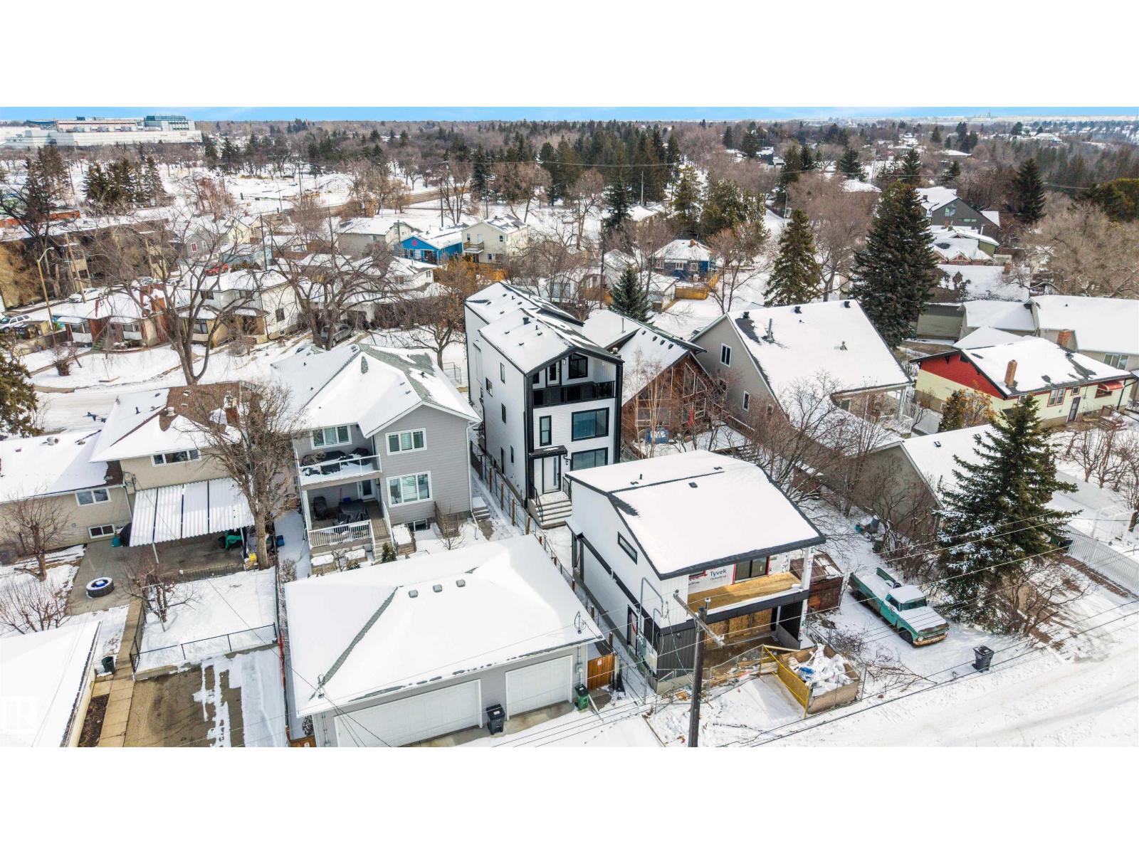 7927 112S AV NW, Edmonton