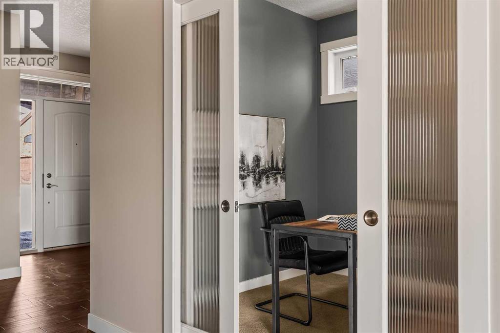 Single Family House for Sale in  Aspen Summit Green SW Aspen Woods Calgary 