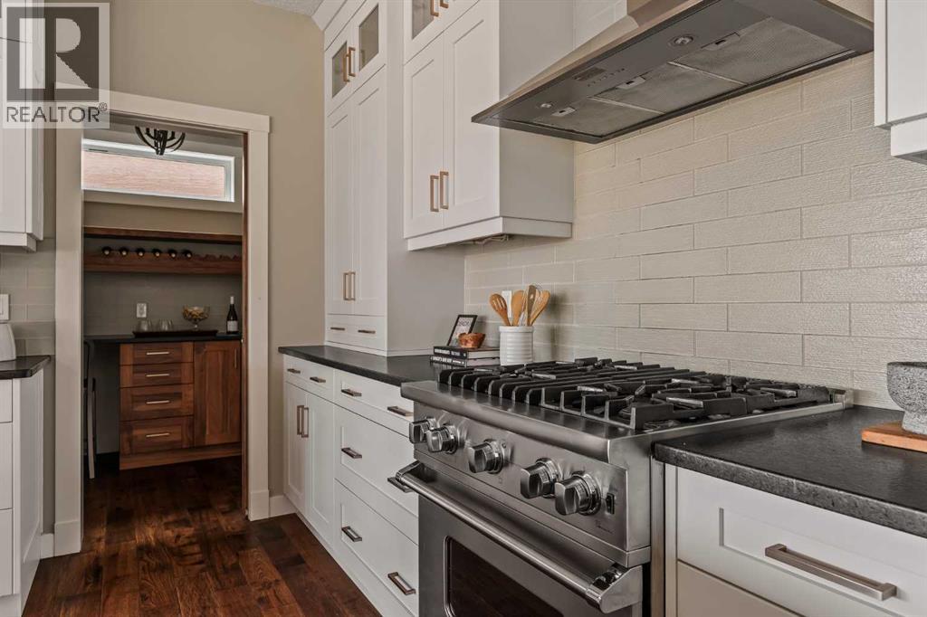 Single Family House for Sale in  Aspen Summit Green SW Aspen Woods Calgary 