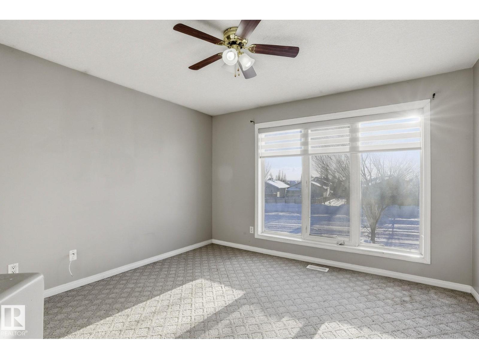 4831 154 AV NW, Edmonton