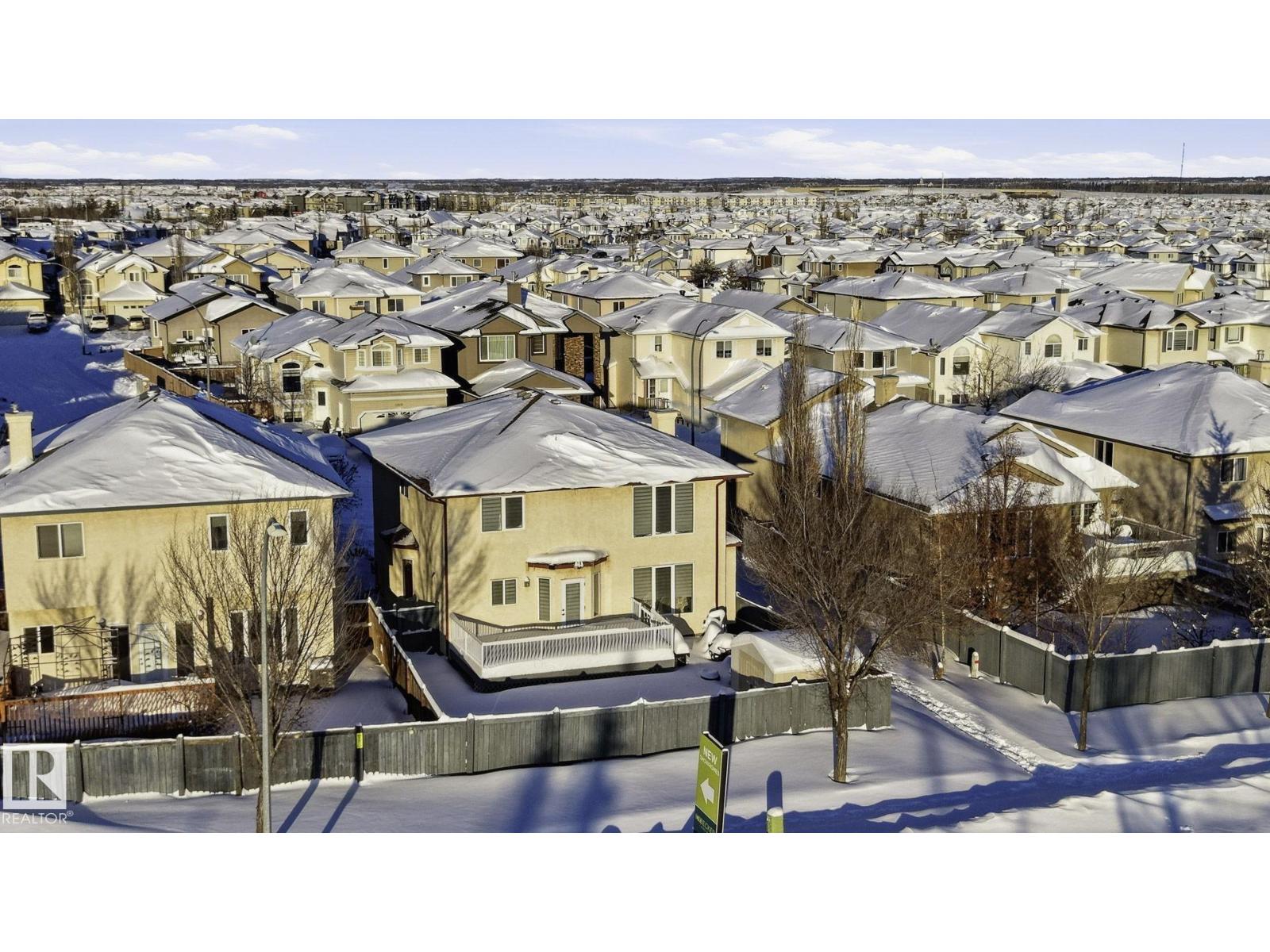 4831 154 AV NW, Edmonton