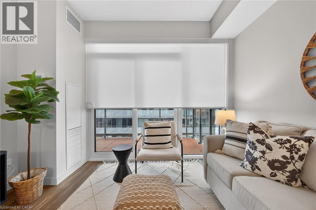 #1402 2081 FAIRVIEW STREET - 19