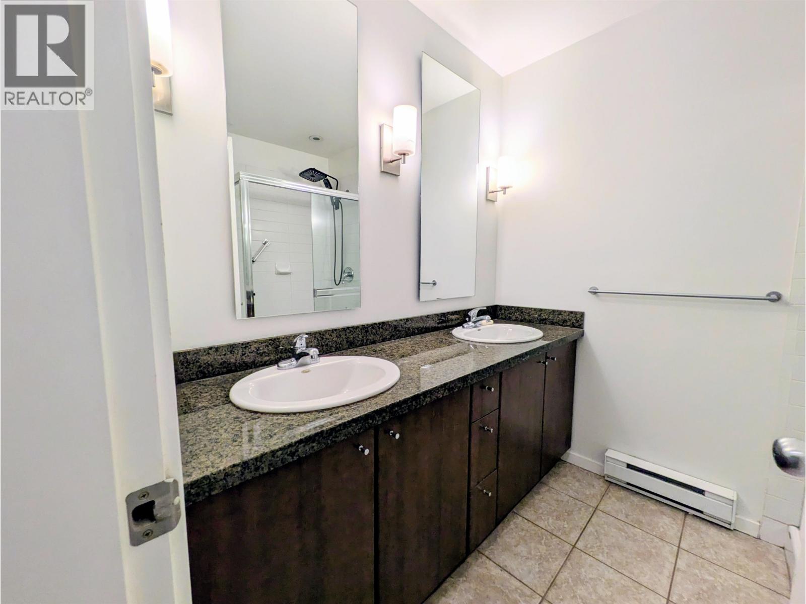 58 19572 FRASER WAY, Pitt Meadows