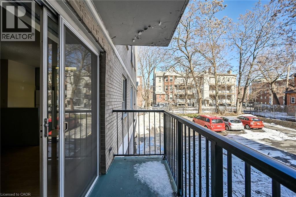 #209 40 ROBINSON Street - 19