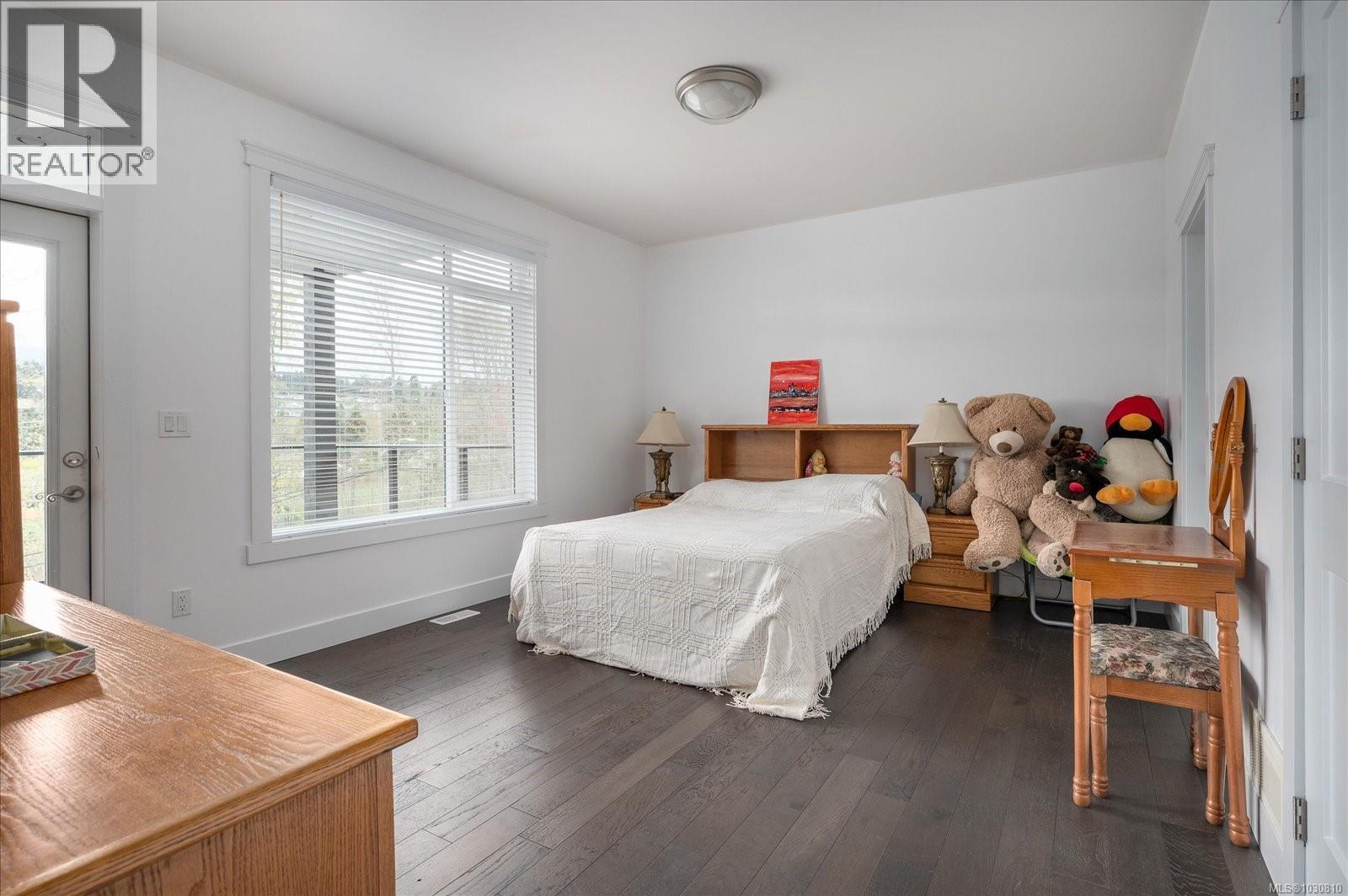 1460 SHERWOOD DR - 50