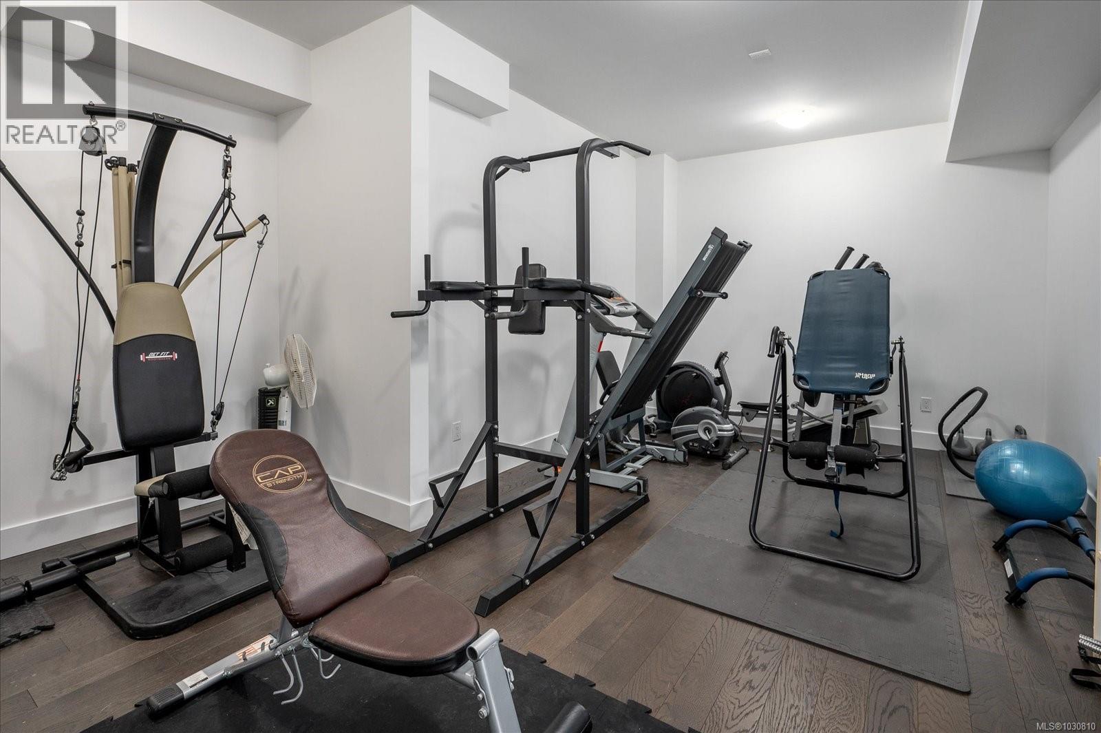 1460 SHERWOOD DR - 47