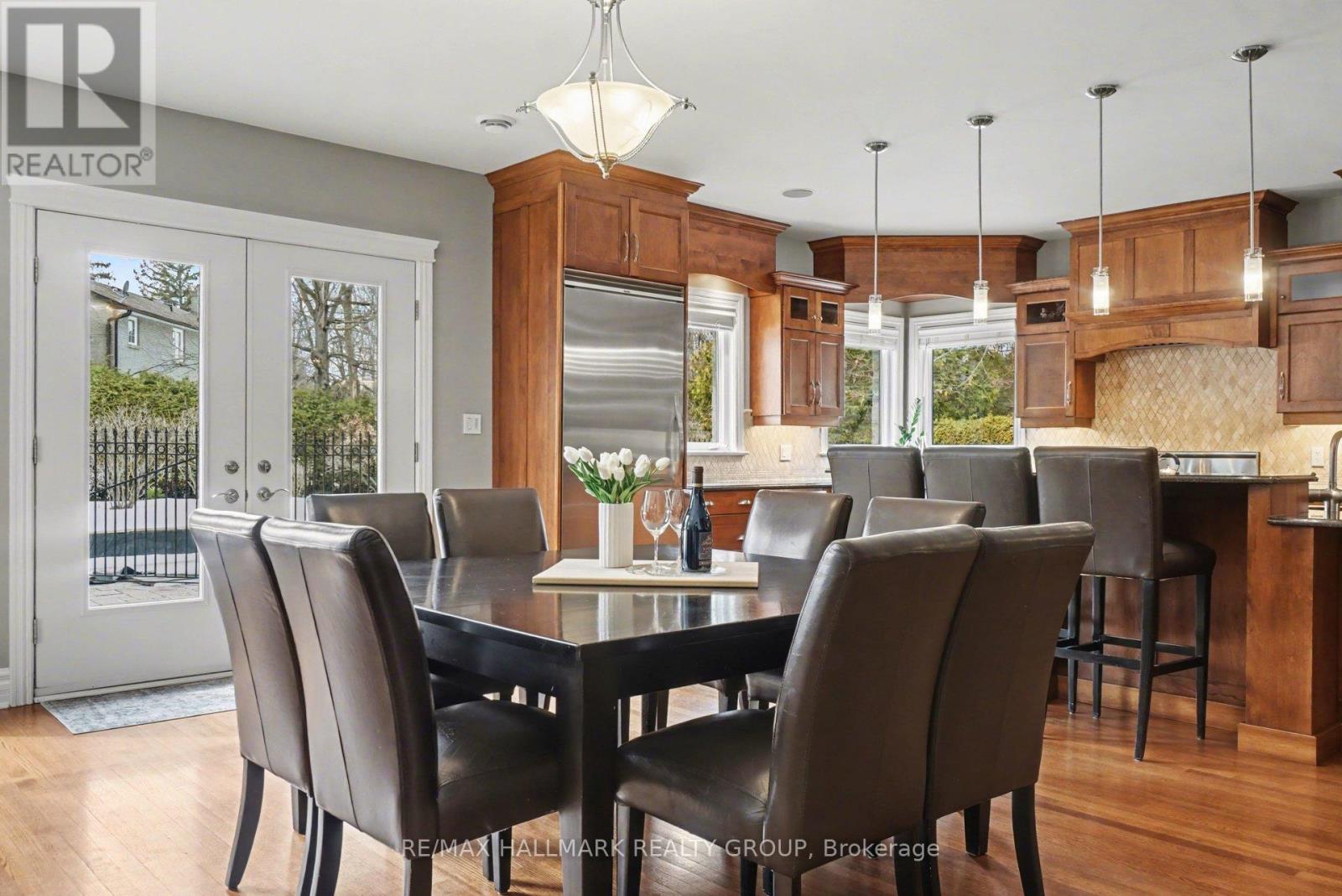 62 REBECCA CRESCENT - 16