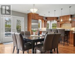 Kitchen - 62 Rebecca Crescent, Ottawa, ON K1J6B9 Photo 16