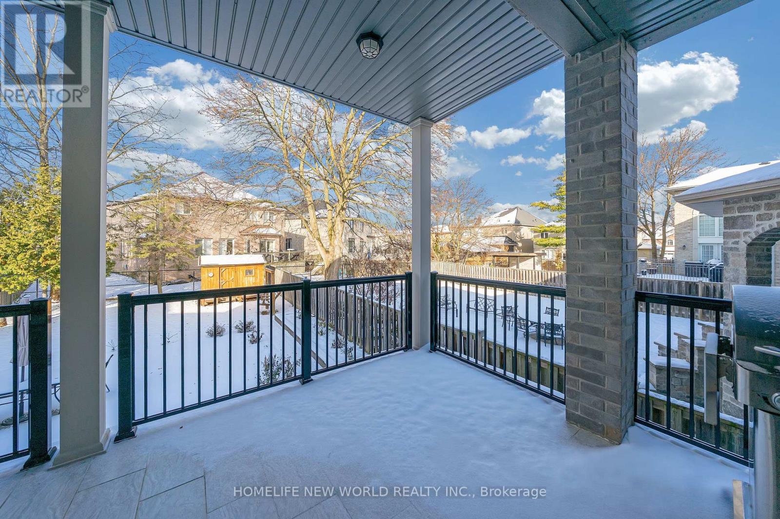 10 STANCROFT DRIVE - 41