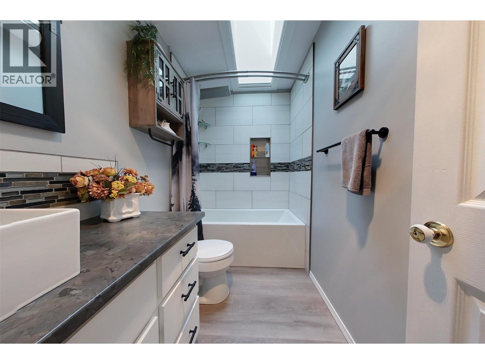 1 - 1449 EVANS ROAD - 35