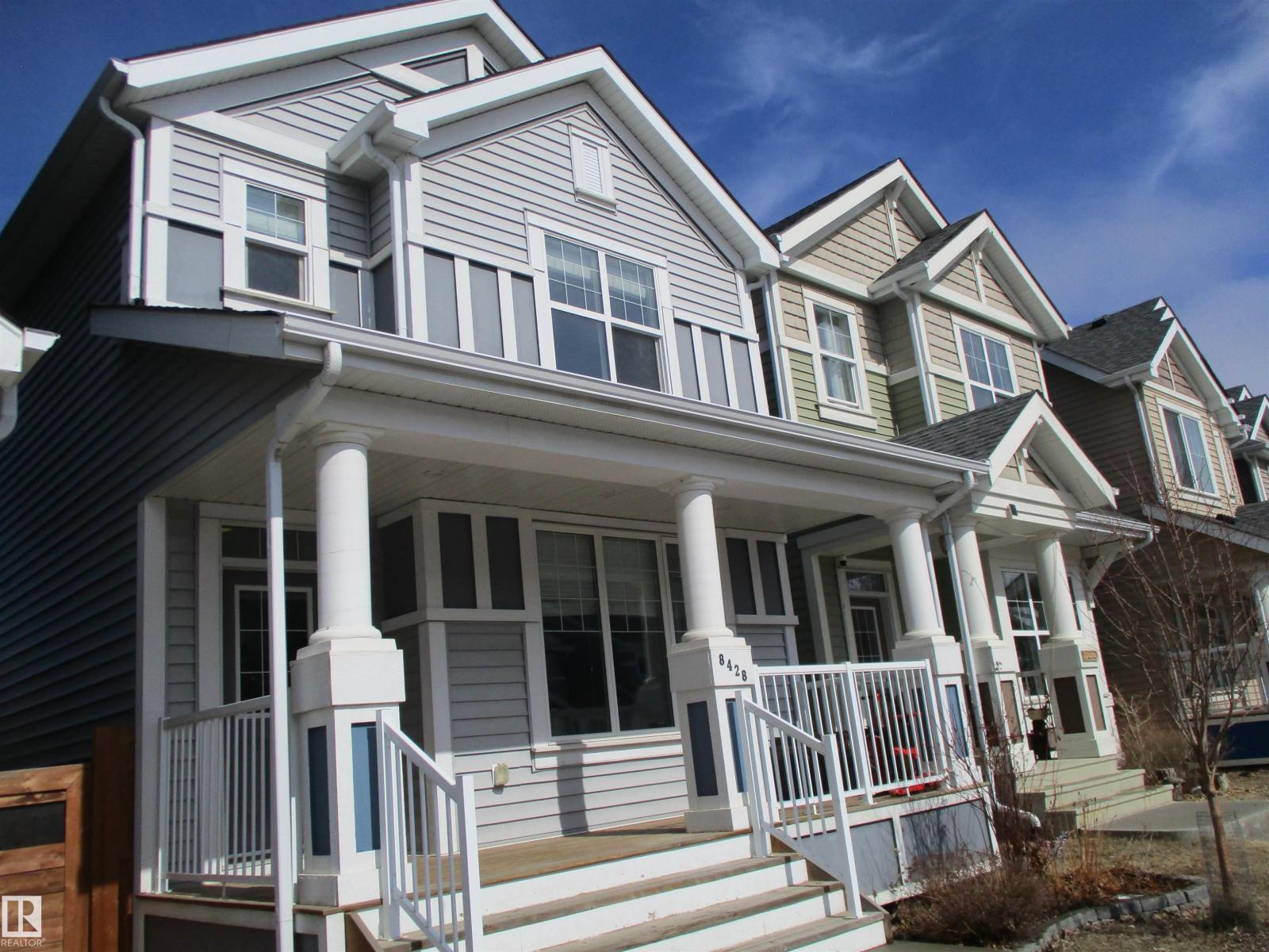 8428 24 AV SW SW, Edmonton