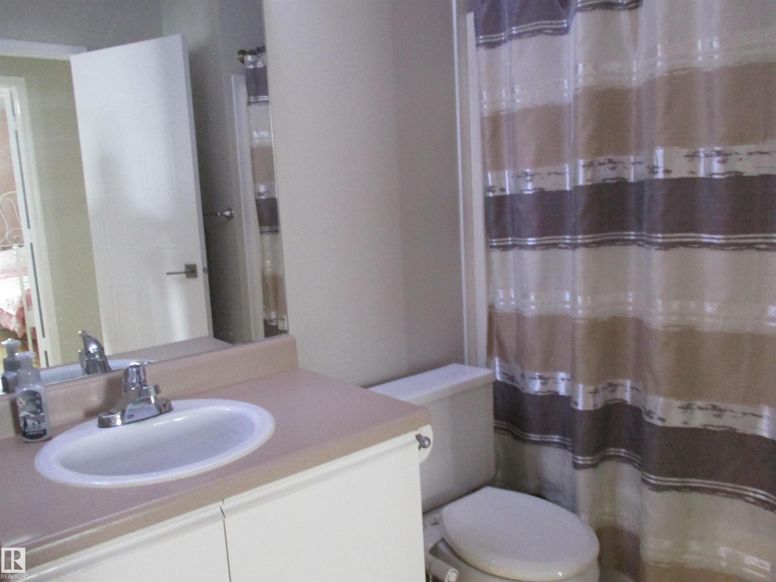 16221 55 A ST NW NW, Edmonton