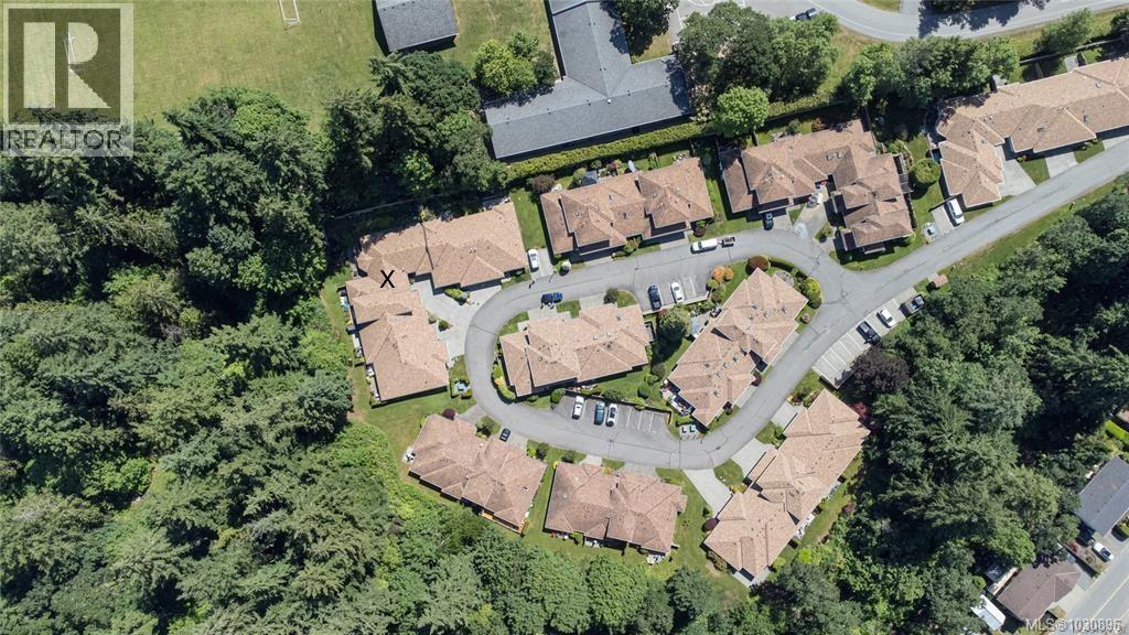 #21 2121 TZOUHALEM RD - 25