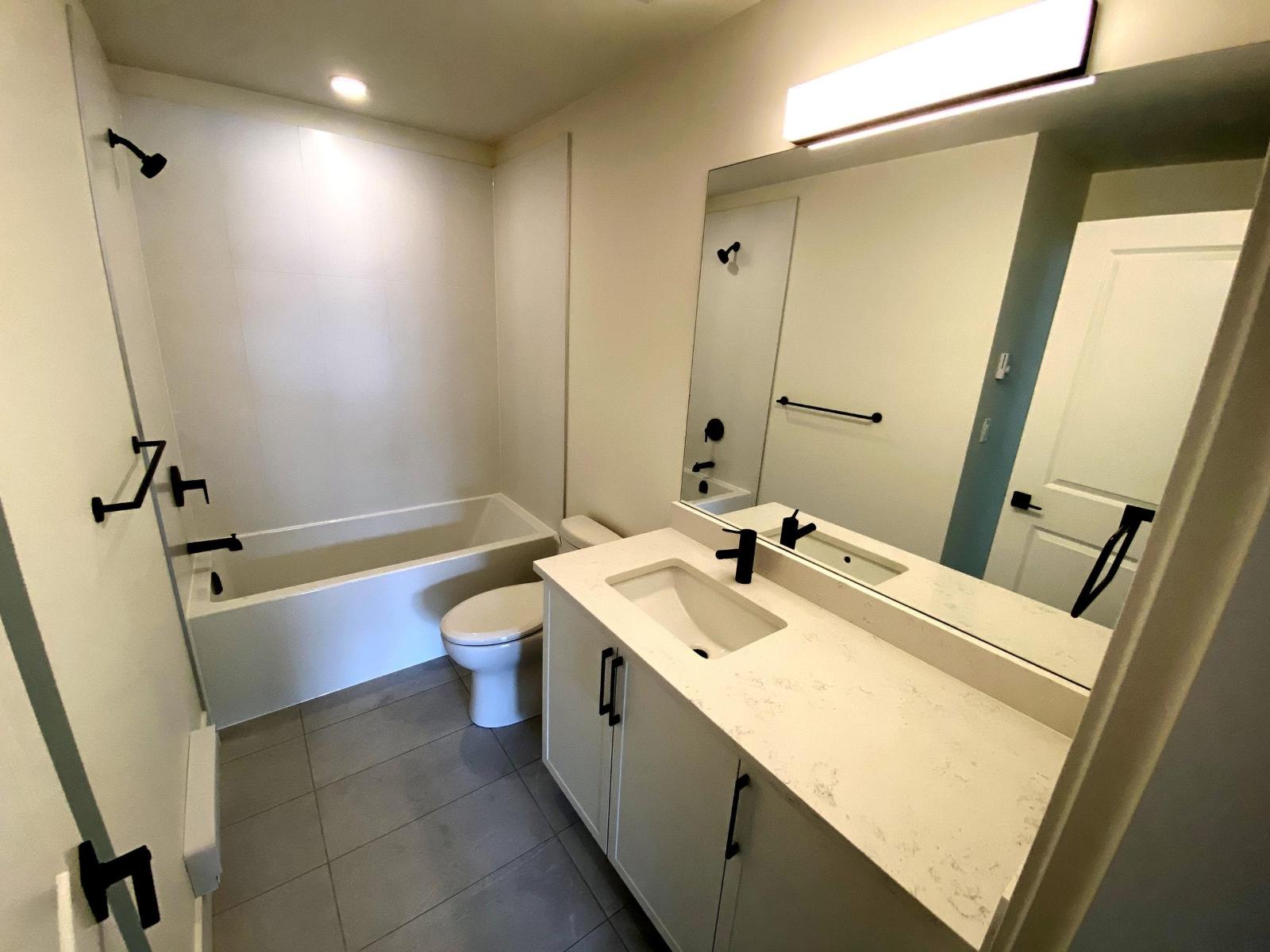 206 19935 75A AVENUE, Langley