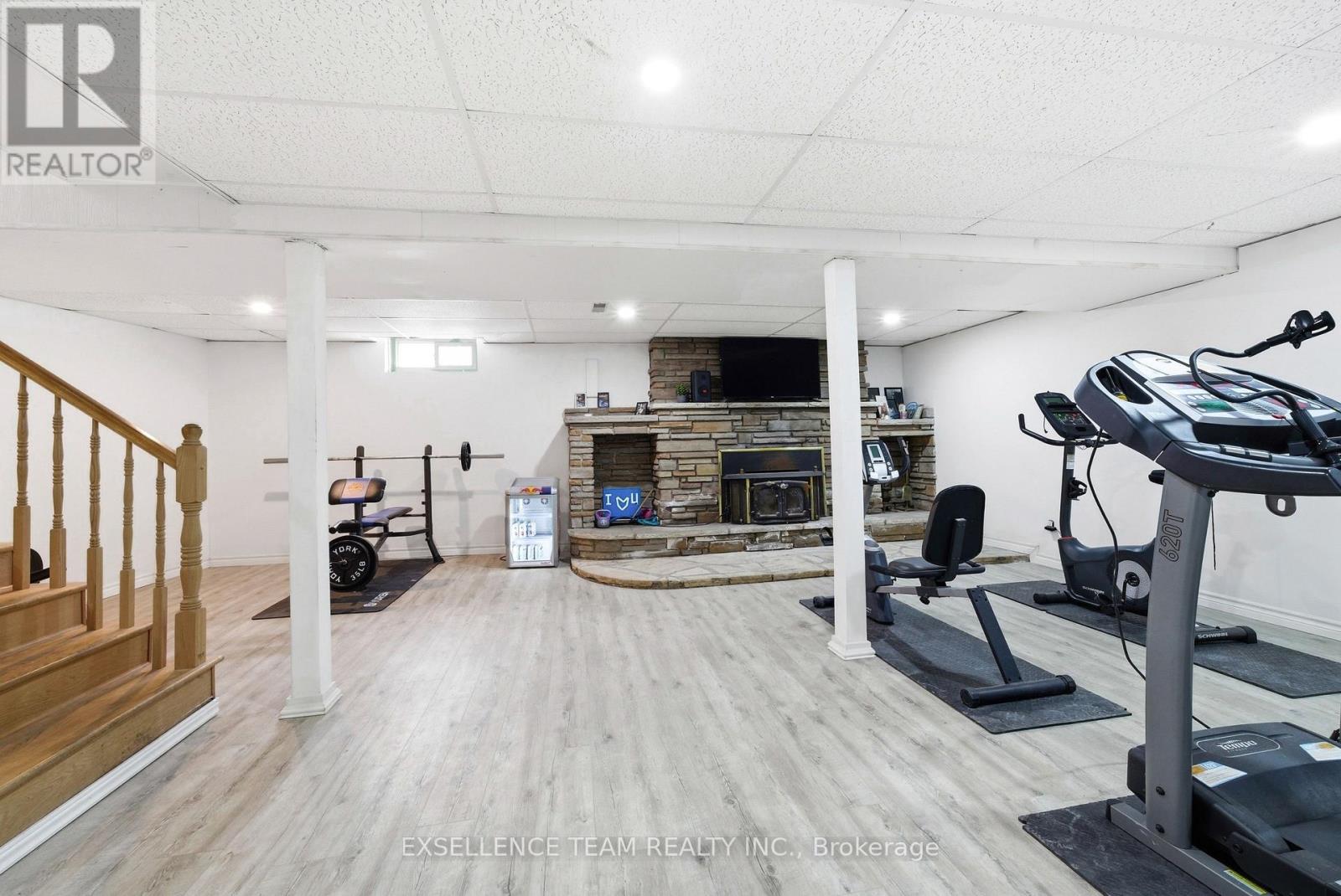 103 ST. GEORGE STREET W - 26