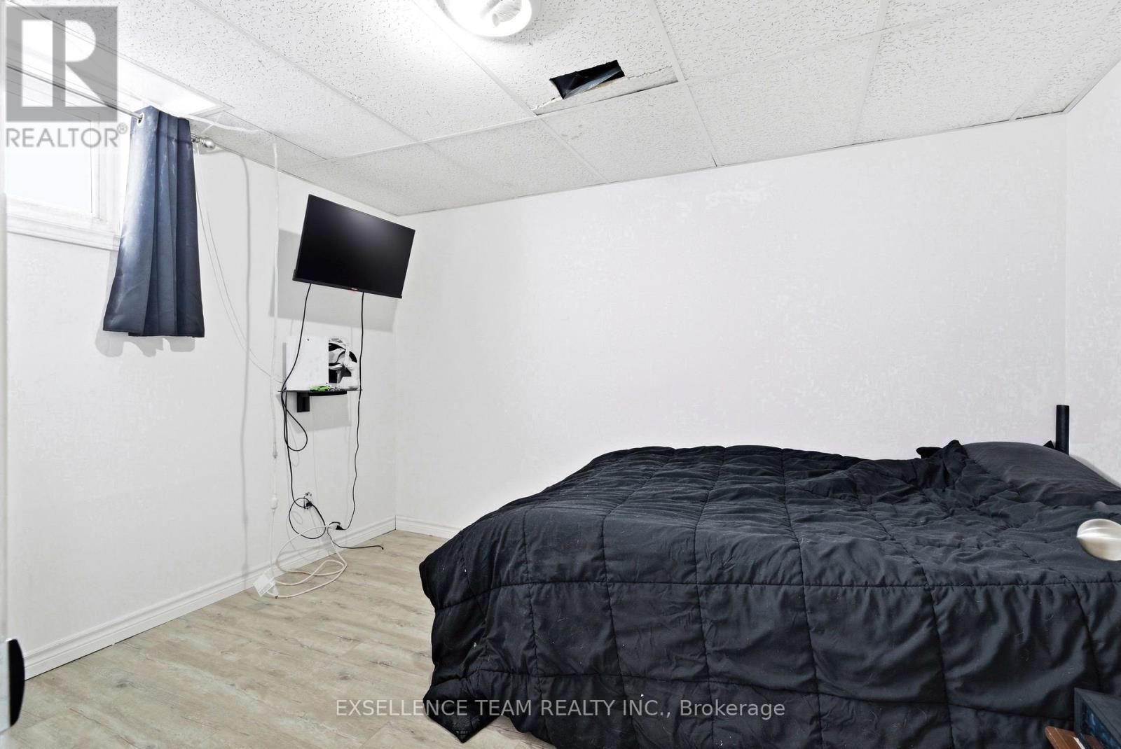 103 ST. GEORGE STREET W - 37