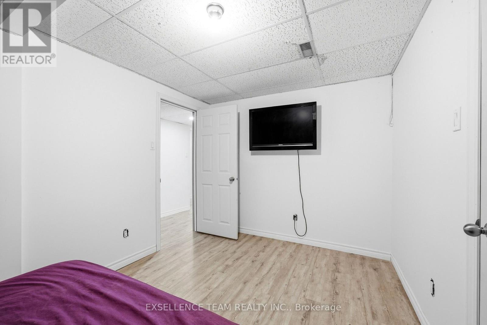 103 ST. GEORGE STREET W - 36