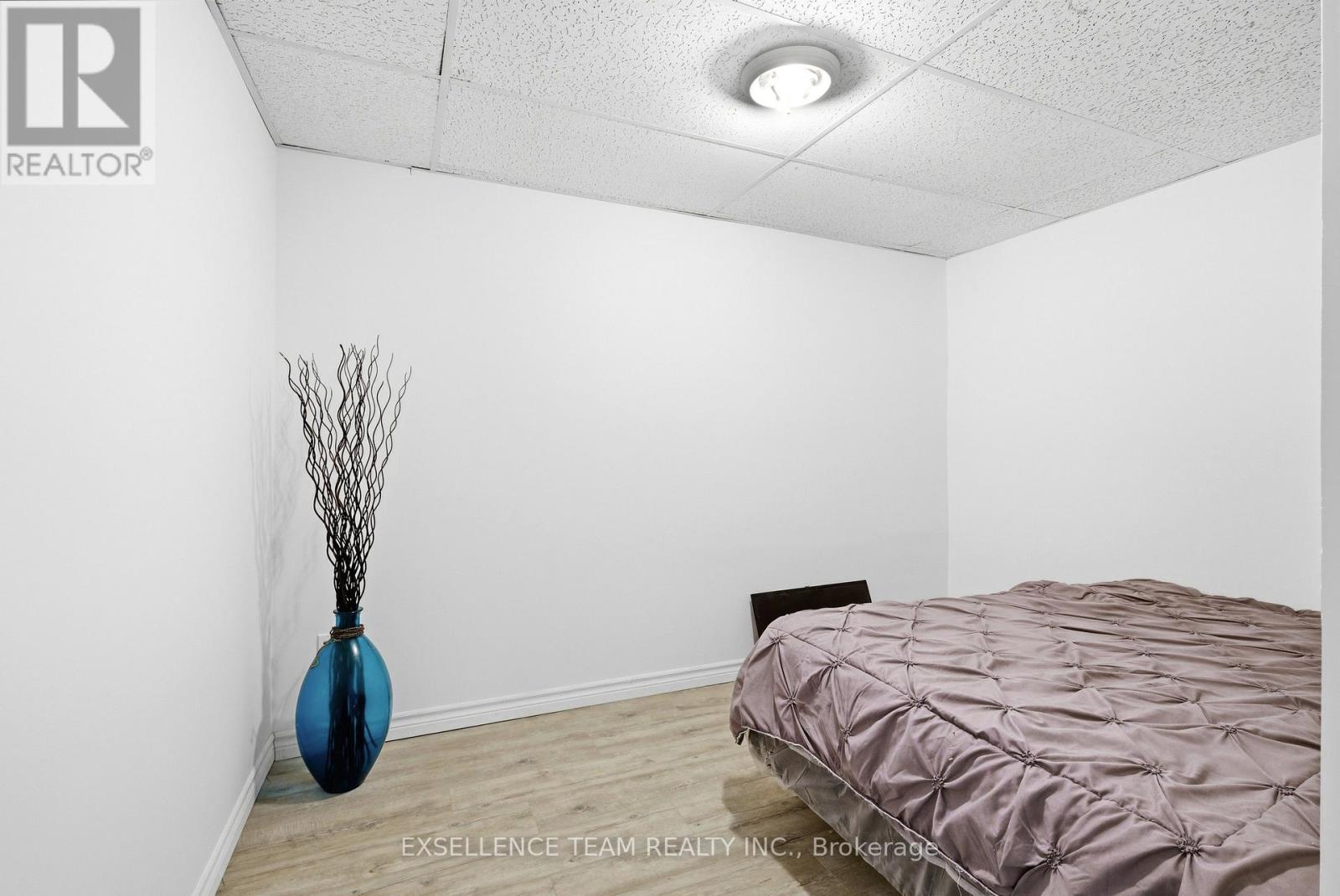 103 ST. GEORGE STREET W - 39