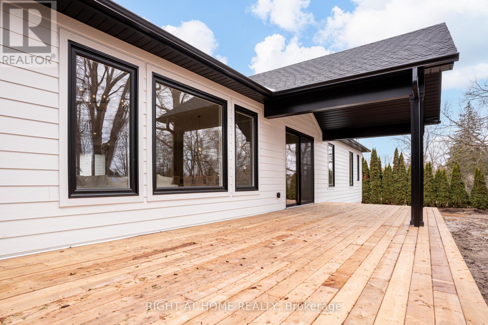 9 MAPLE GROVE ROAD - 32