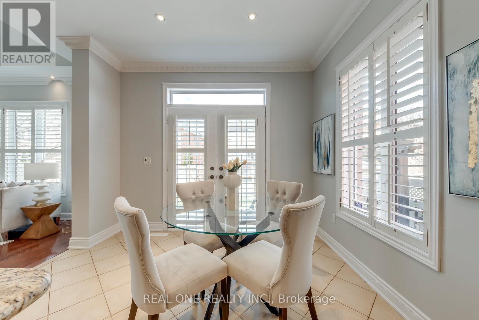 96 SPRING AZURE CRESCENT - 19