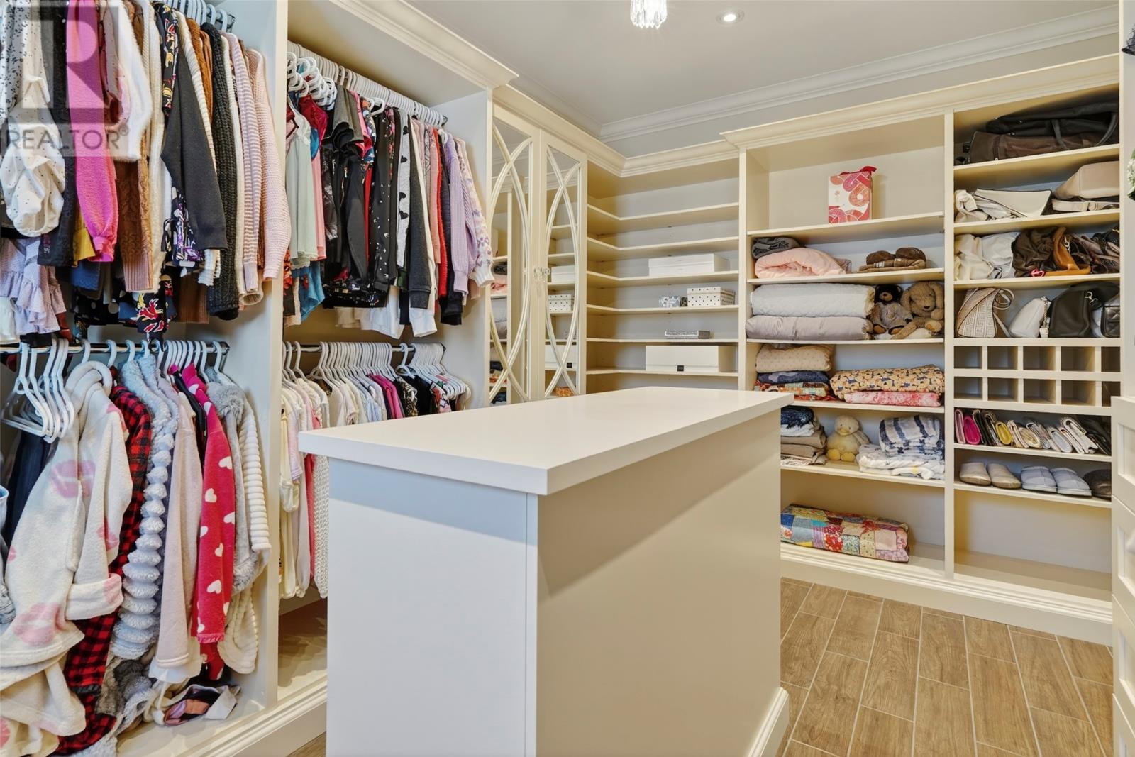 15 Pondside Road - 29