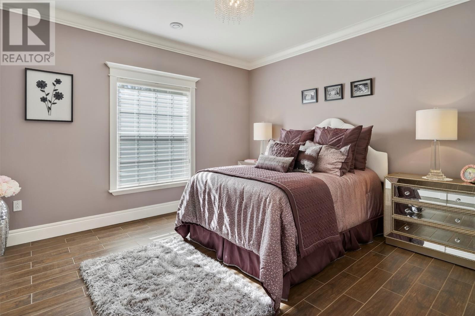 15 Pondside Road - 35