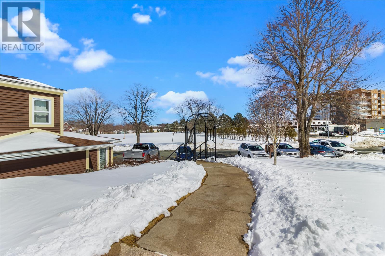 #7 91 ALLANDALE PLACE - 12