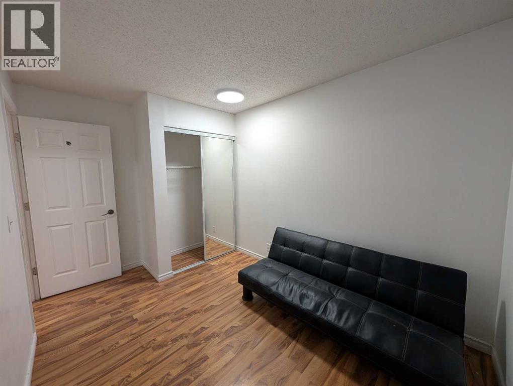 Single Family House for Sale in  Castledale Way NE Castleridge Calgary 