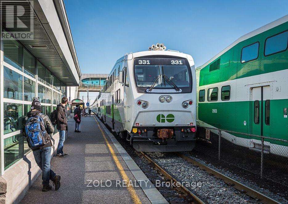 Pickering Go Station