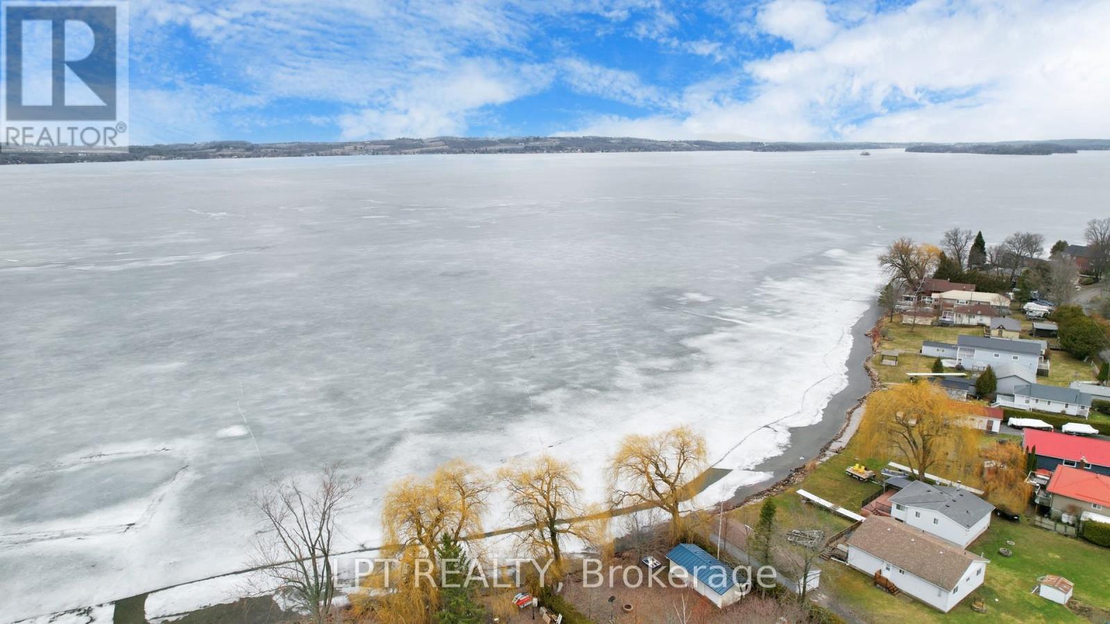 5137 - 5135 HALSTEAD BEACH ROAD - 30