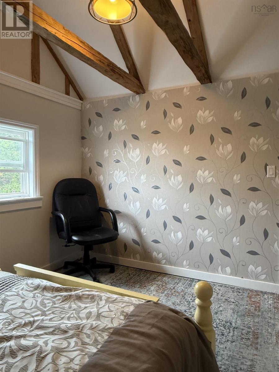 Property 20 of 27 of 9361 16 Highway