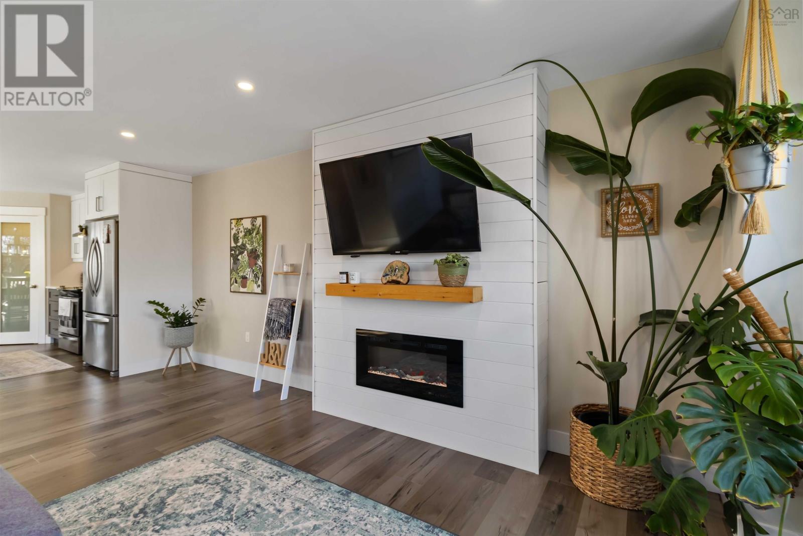 46 RAFTING DRIVE - 13