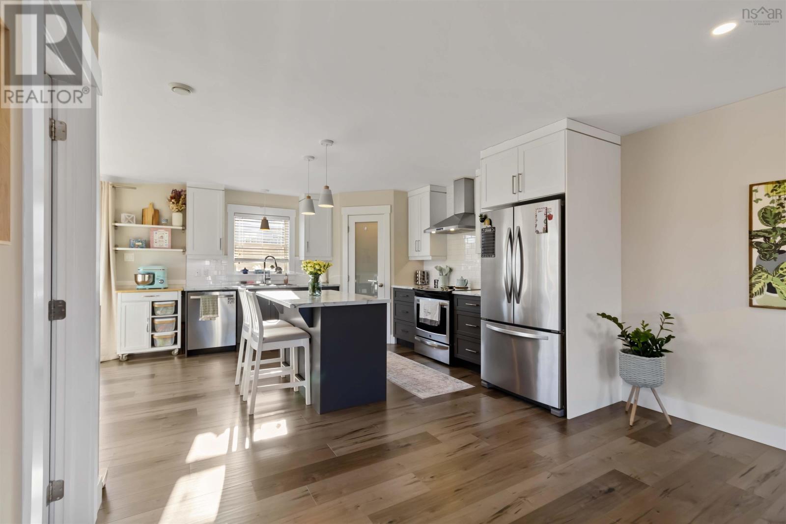 46 RAFTING DRIVE - 15