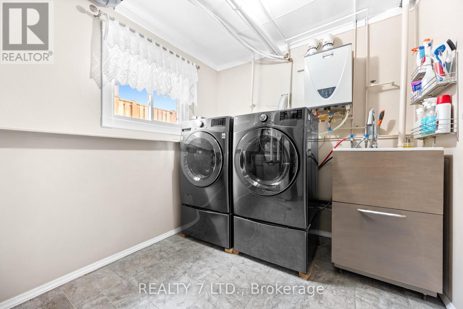 6479 BURWOOD AVENUE - 21
