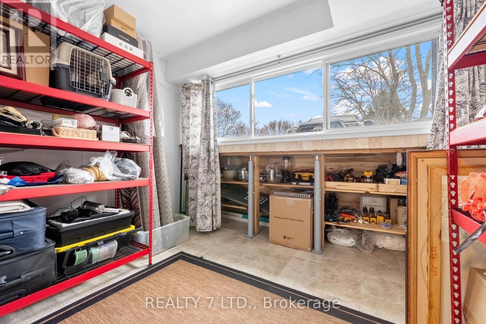 6479 BURWOOD AVENUE - 22