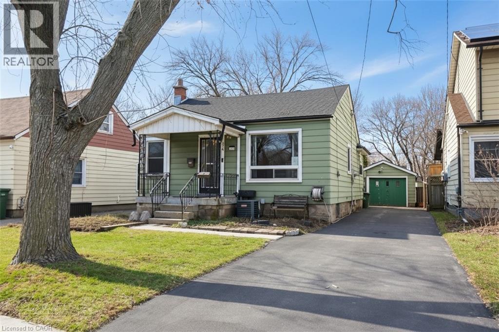 376 TRAGINA Avenue N