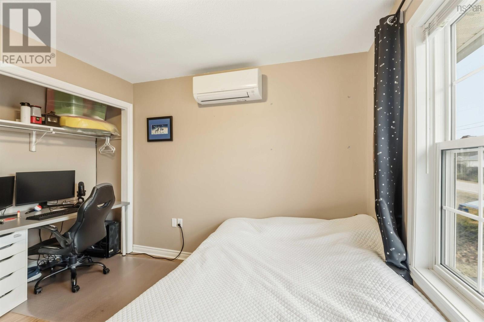 Property 16 of 39 of 584 Brandy Avenue